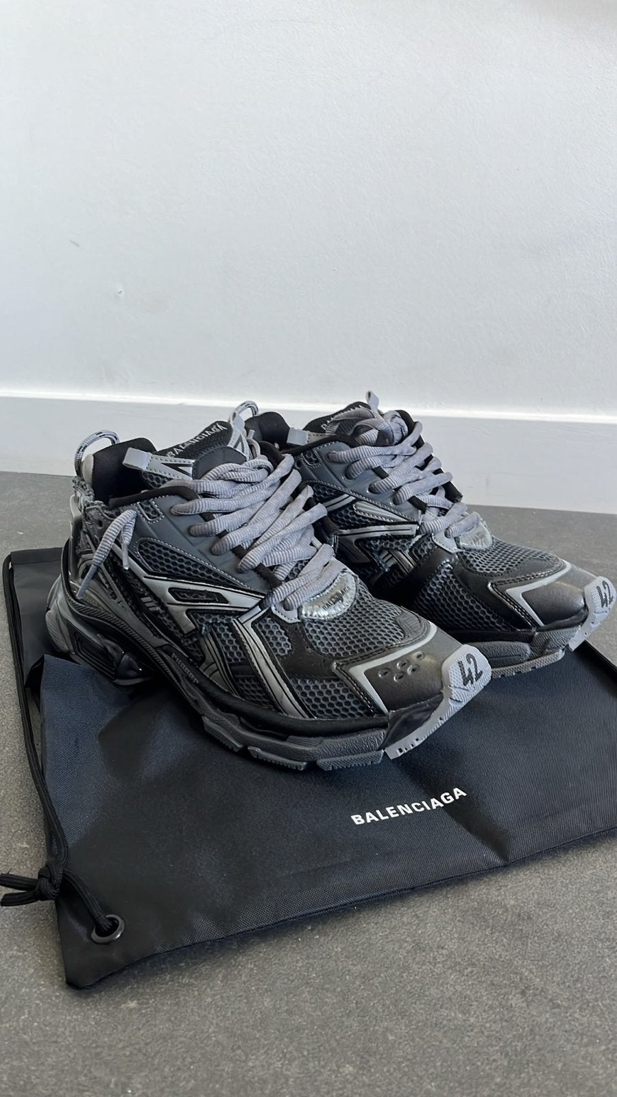 Balenciaga Runners Maat 42 Nieuw met Balenciaga Zakje, Kleding | Heren, Schoenen, Ophalen of Verzenden, Nieuw, Overige kleuren