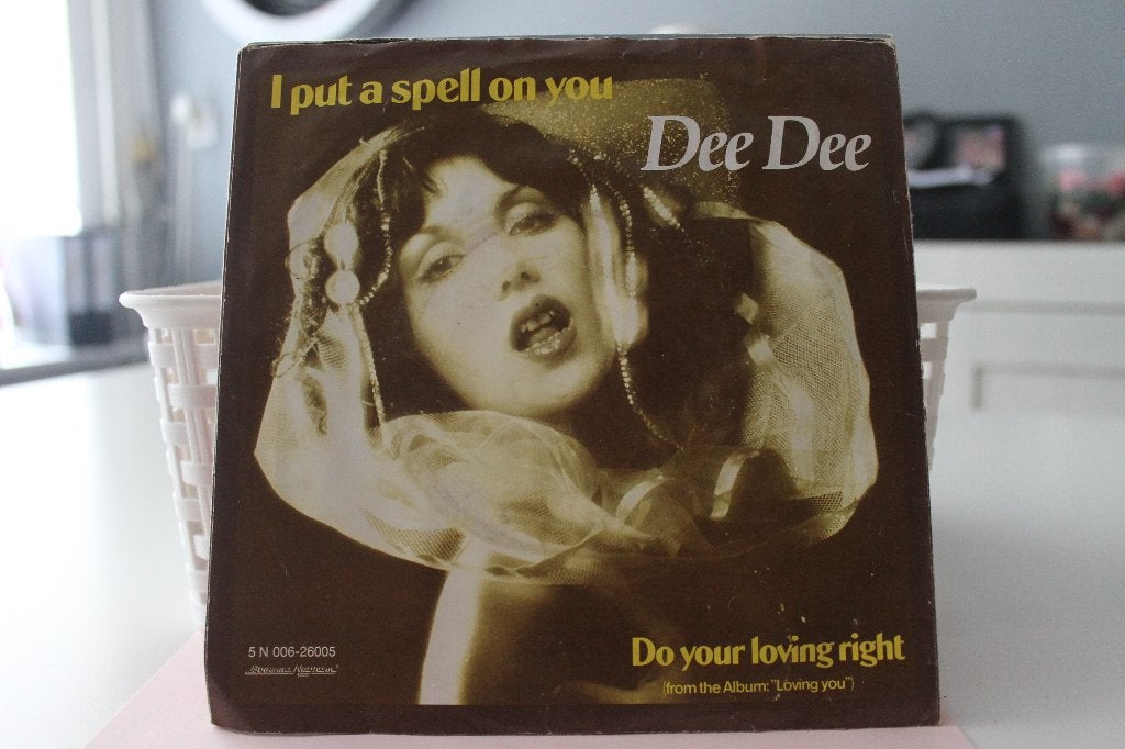 7" Single Dee Dee - I Put A Spell On You / Do Your Loving Ri, Gebruikt, 7 inch, Single, Ophalen of Verzenden