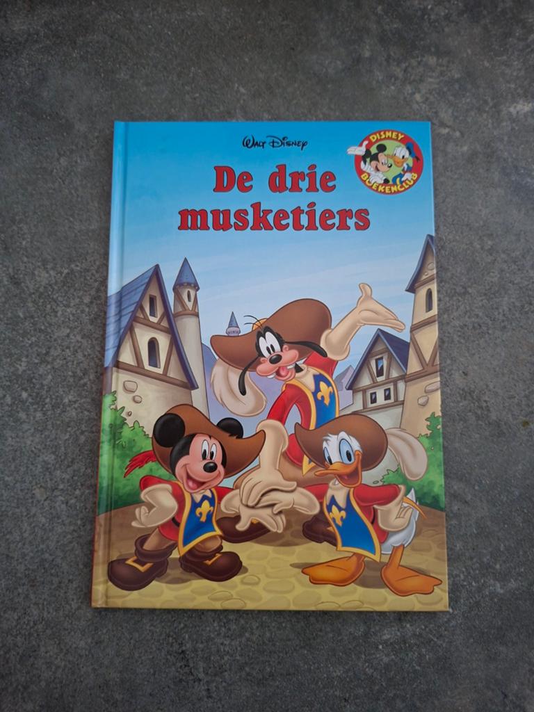 Walt Disney De Drie Musketiers Boek, Boeken, Kinderboeken | Jeugd | onder 10 jaar, Ophalen of Verzenden, Zo goed als nieuw, Walt Disney Company