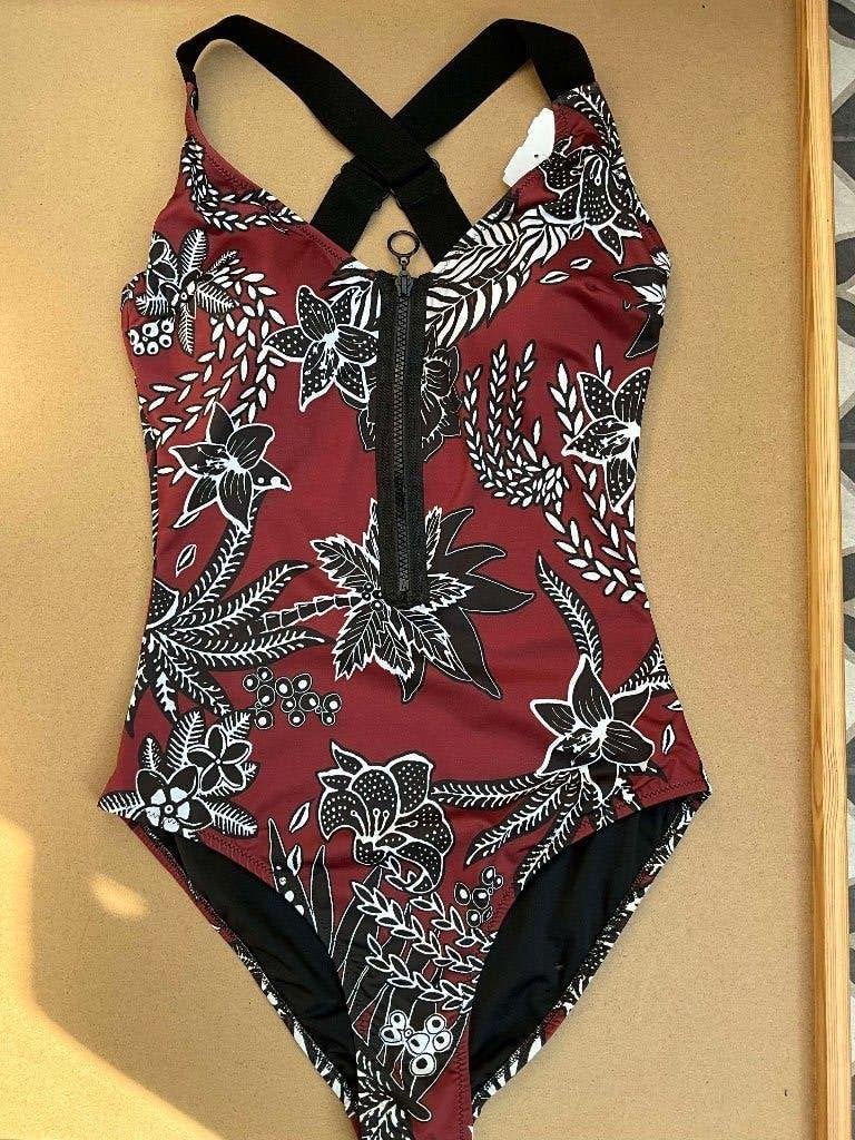 Beachwave badpak gebloemd met sierrits maat 38, Beachwave badpak gebloemd met sierrits maat 38, REGUINA, Nieuw, Badpak