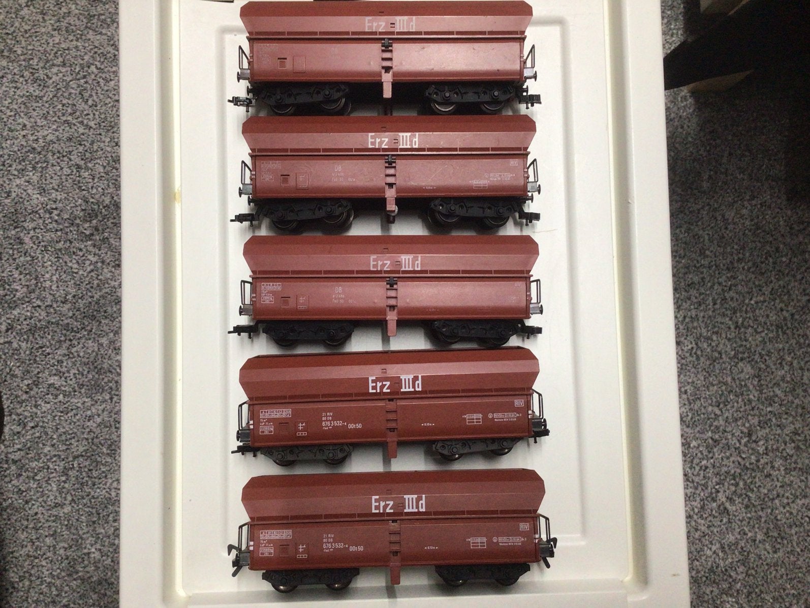 5 fals zelflossers in perfecte staat ERZ III D 15€ per stuk, Gebruikt, Gelijkstroom, Fleischmann, Wagon