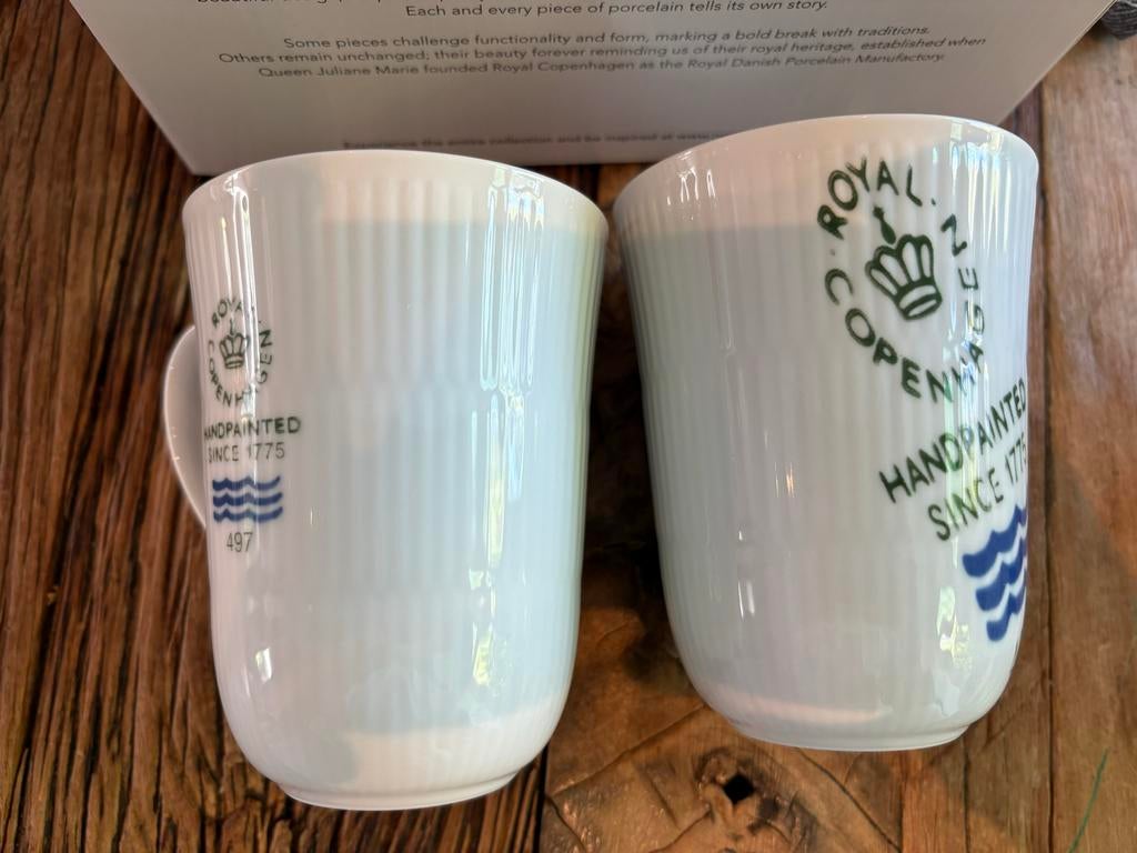 Nieuwe Royal Copenhagen mokken - Handgeschilderd porselein, Huis en Inrichting, Keuken | Servies, Nieuw, Ophalen of Verzenden