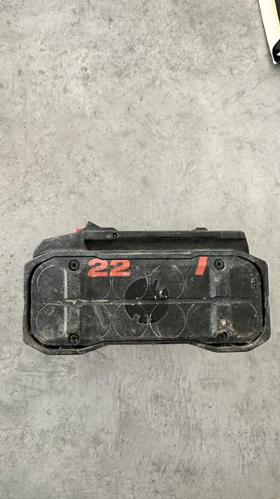 Hilti accu 22V, Doe-het-zelf en Verbouw, Gereedschap | Boormachines, Ophalen of Verzenden, Gebruikt, Overige typen