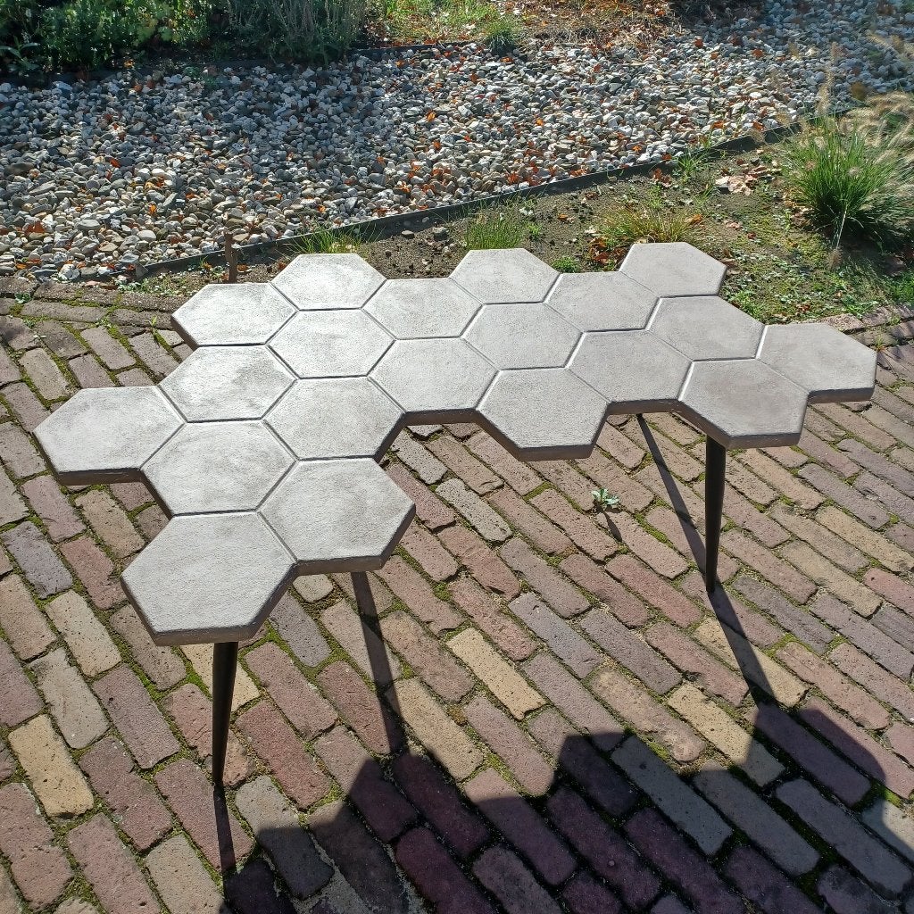 Hive Salontafel, Freule van Dorthstraat 33, 7135JR Harreveld, 100 tot 150 cm, Laser at Work, Nieuw