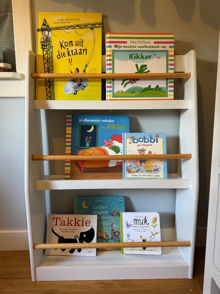 Boekenkast van Petit Amelie, Ophalen, Scandinavisch en basic, 50 tot 100 cm, Zo goed als nieuw