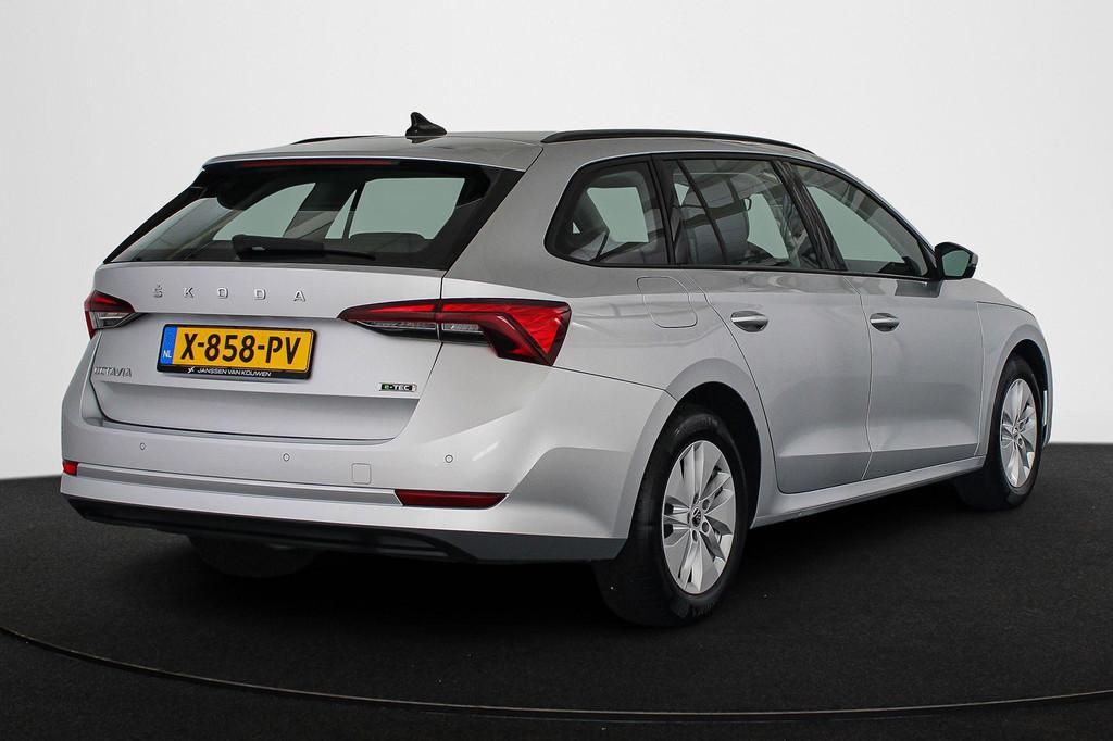 Skoda Octavia Combi 1.0 e-TSI Ambition Automaat Trekhaak Key, Auto's, Skoda, Stof, Gebruikt, Origineel Nederlands, 1252 kg