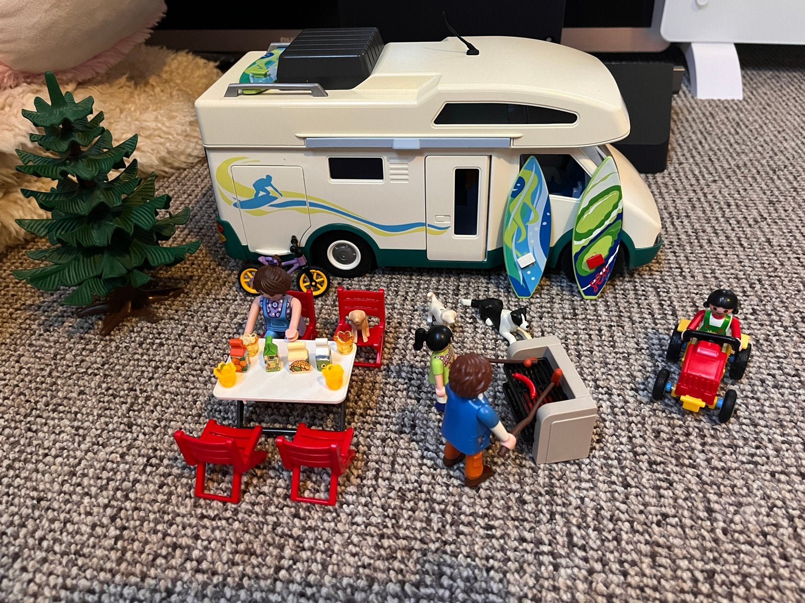 Playmobil Camper met extra's, Ophalen of Verzenden, Zo goed als nieuw
