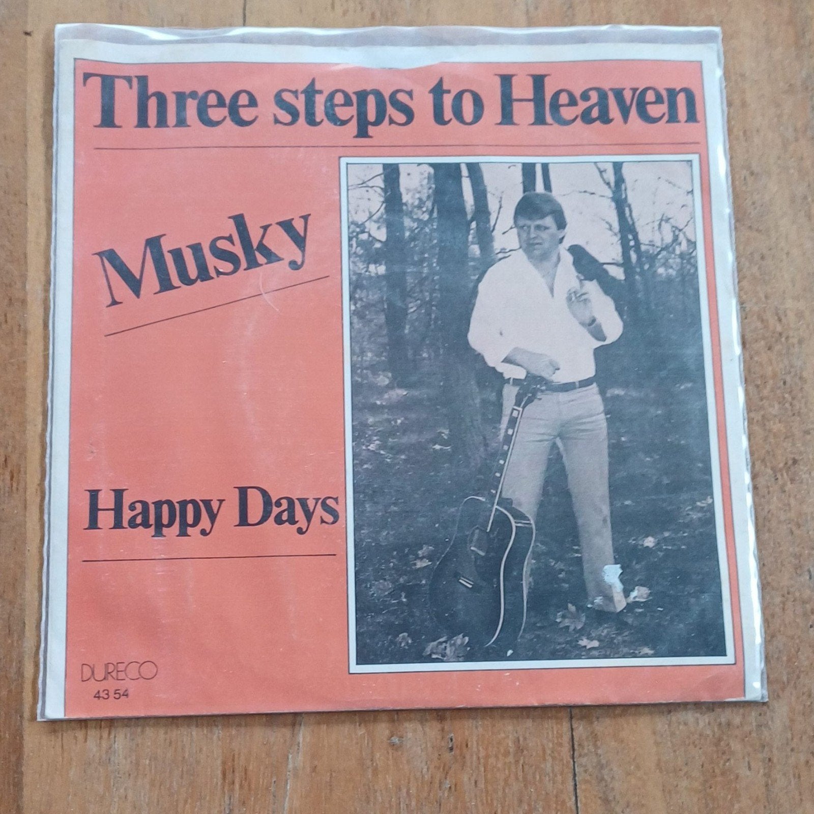 Musky, Ophalen of Verzenden, Zo goed als nieuw