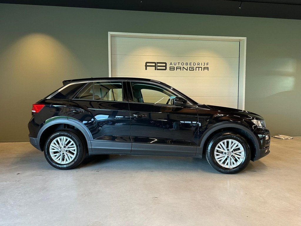 Volkswagen T-Roc 1.0 TSI STYLE-uitv/CLIMA AIRCO/NAVIGATIE/CR, Auto's, Volkswagen, Voorwielaandrijving, Stof, Gebruikt, Met garantie (alle)