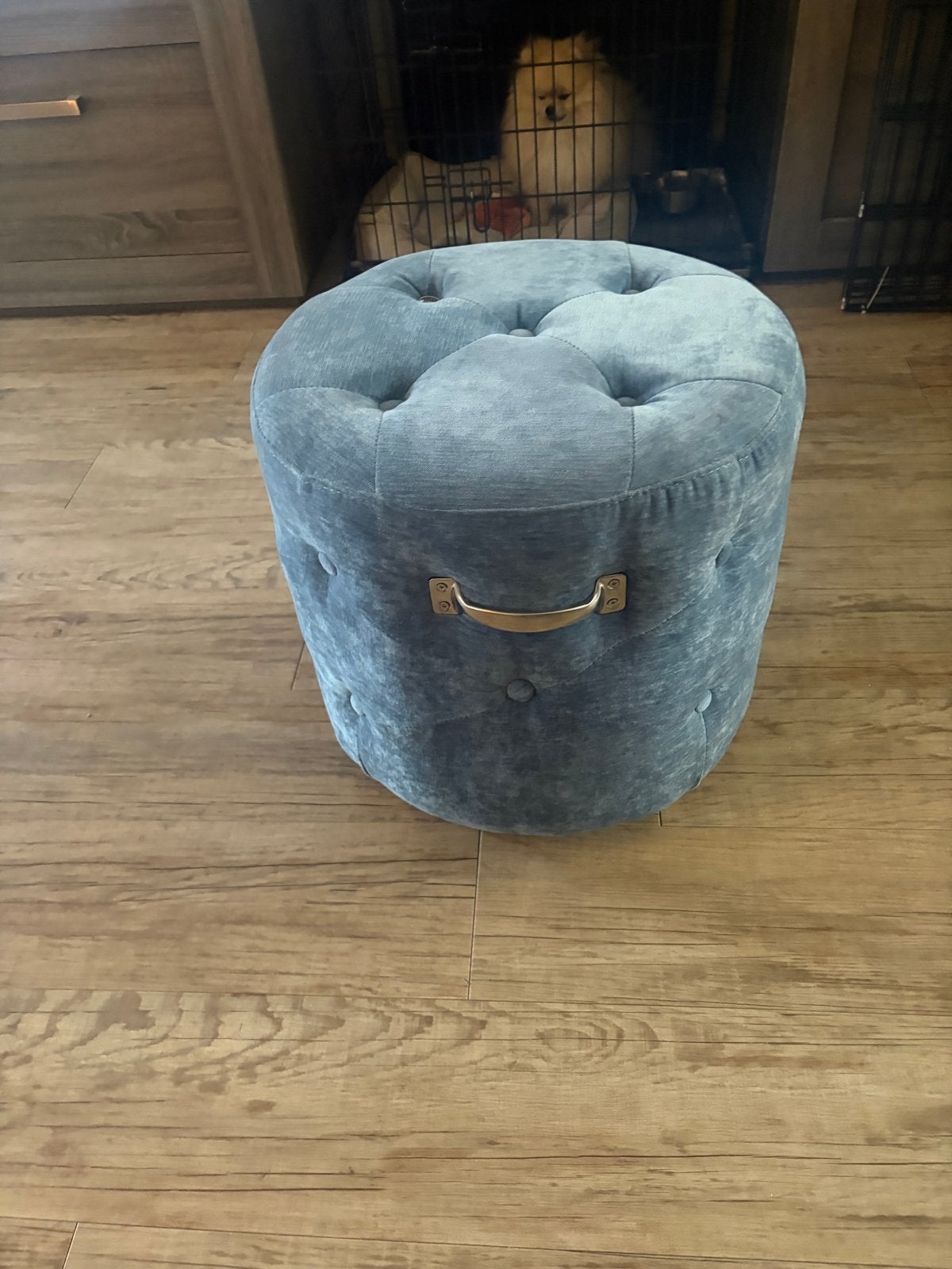 Stijlvolle fluwelen poef - Blauw/grijs riviera maison, Ophalen, Minder dan 50 cm, Rond, Zo goed als nieuw