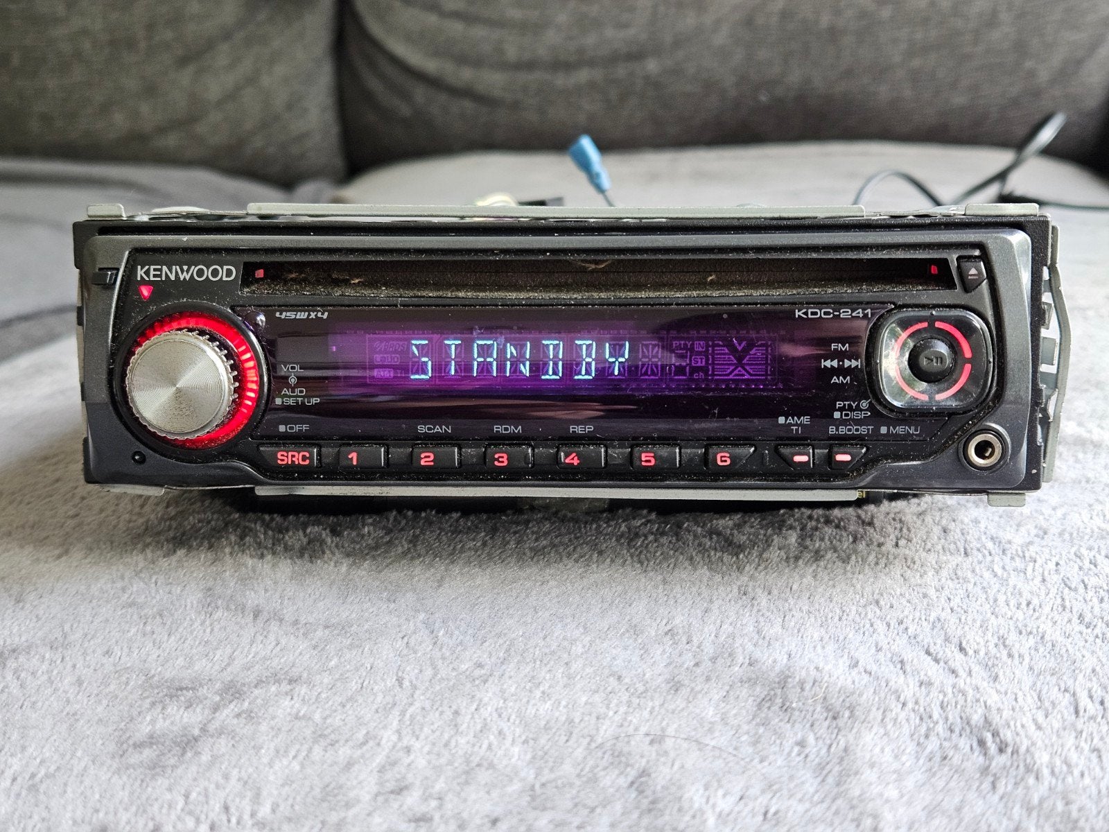 Kenwood KDC241SA Autoradio CD-ontvanger, Auto diversen, Ophalen of Verzenden, Gebruikt