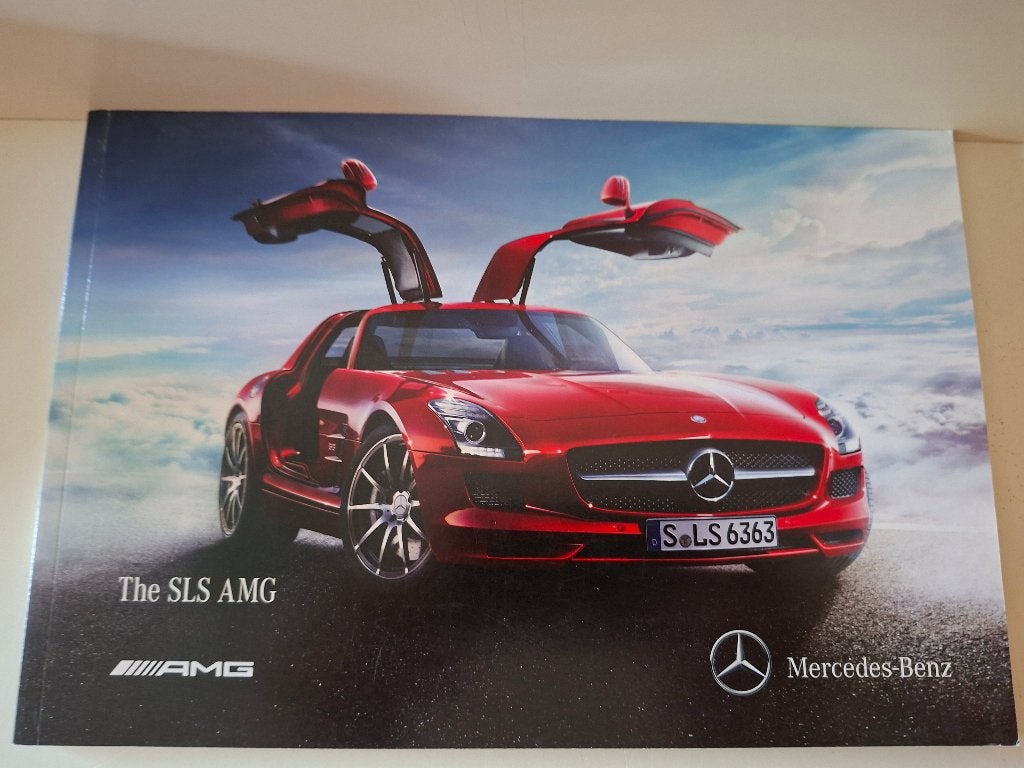 Mercedes Benz SLS AMG 2011  -  Engelstalig, Ophalen of Verzenden, Zo goed als nieuw, Mercedes