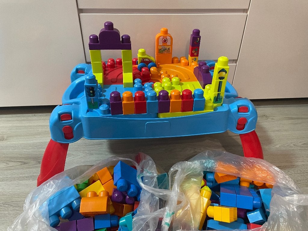 Mega Bloks Bouwtafelset + 120 extra blokken, Ophalen of Verzenden, Gebruikt, Megabloks
