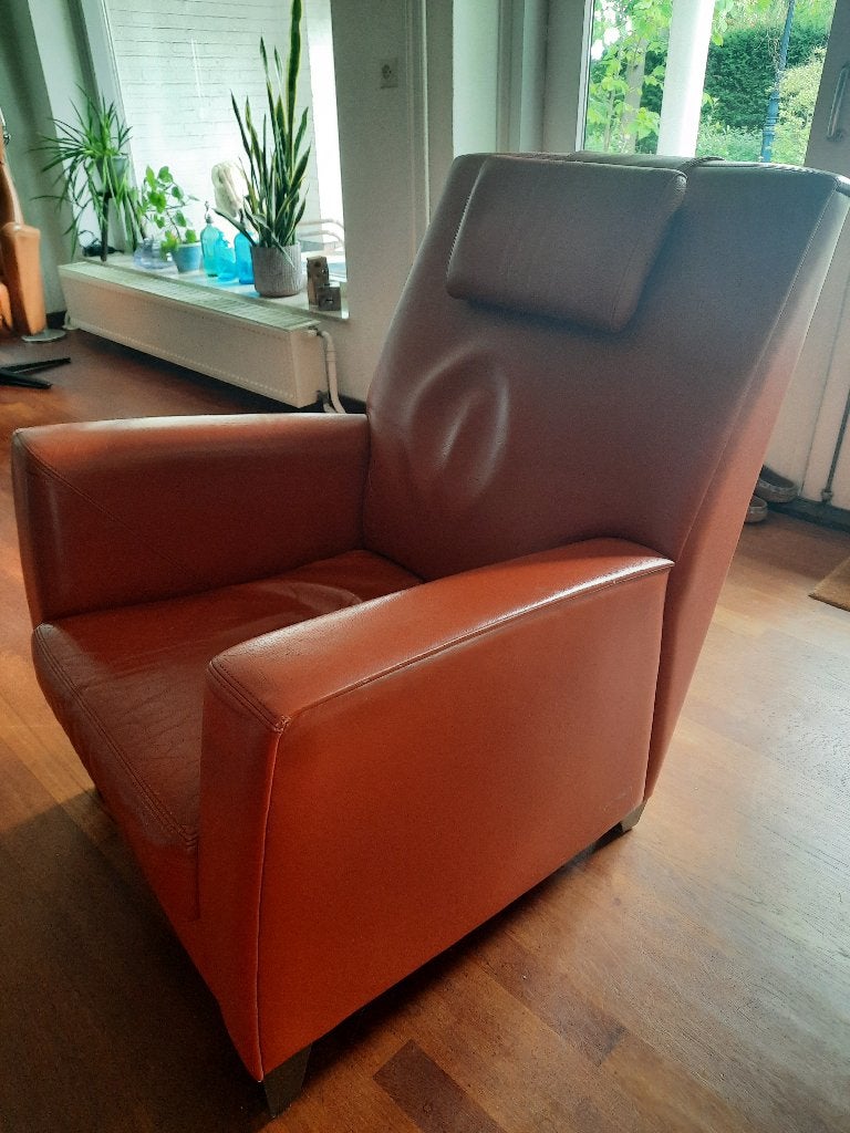 Grote leren Fauteuil Oranje van Bench, Huis en Inrichting, Ophalen, Gebruikt, 75 tot 100 cm, Hout