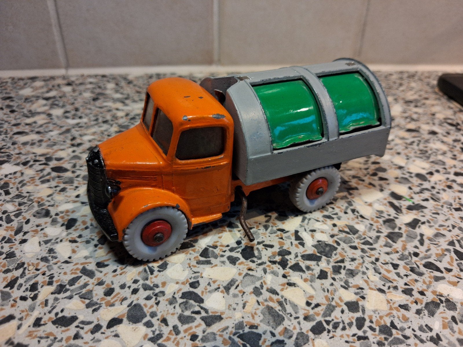 Vintage Dinky Toys Vuilniswagen (Oranje/Grijs), Ophalen of Verzenden