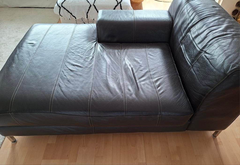 Donker bruine leren bank (ikea) met chrome poten.       1.65, Ophalen, Gebruikt, Eenpersoons, Donker bruin