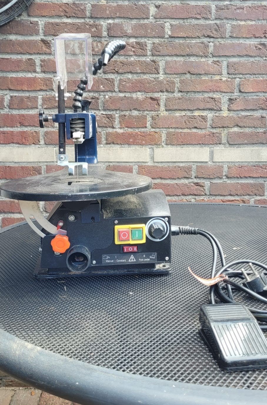 Ferm figuurzaagmachine, Ophalen of Verzenden, Zo goed als nieuw, Elektrisch