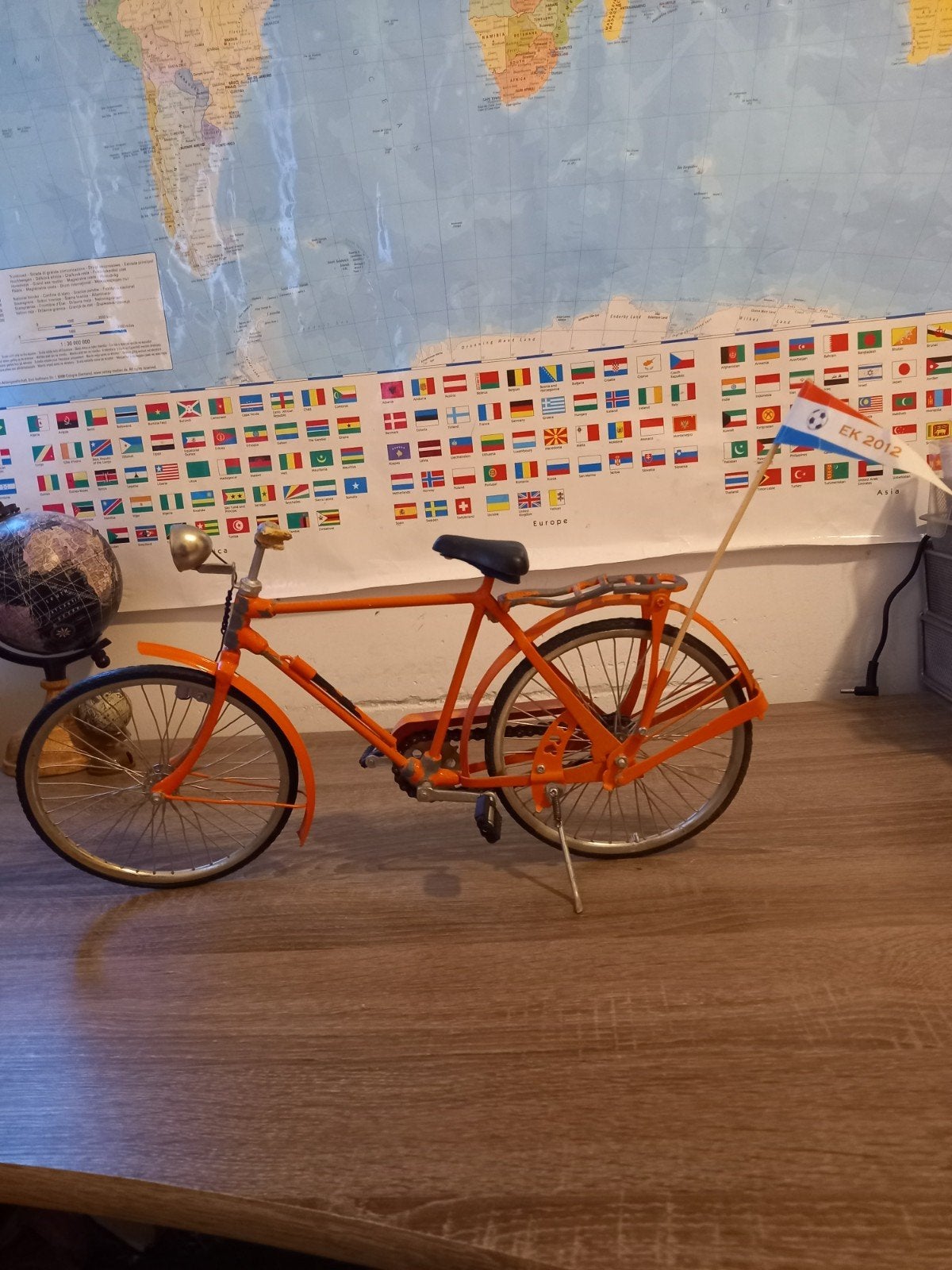 Nederlandse oranje fietsje, Ophalen of Verzenden