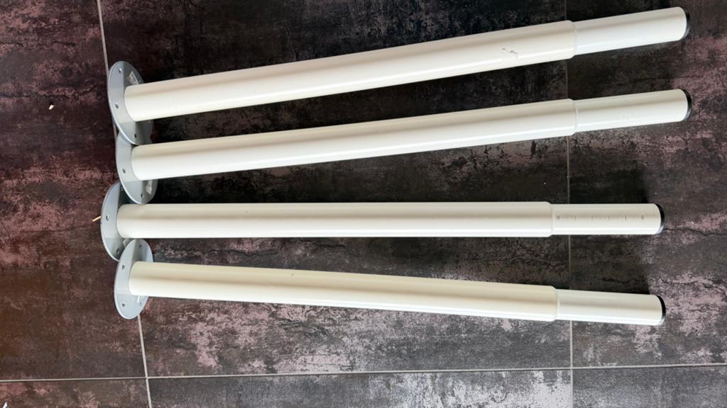 4 verstelbare tafelpoten IKEA, Huis en Inrichting, Tafelonderdelen, Tafelpoot, Gebruikt, 50 tot 100 cm, Rond