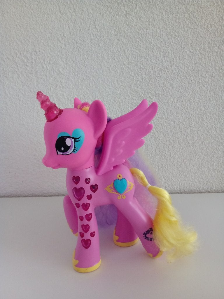 My Little Pony Cutie Mark Magic - Glowing Hearts CADANCE, Kinderen en Baby's, Speelgoed | My Little Pony, Ophalen of Verzenden