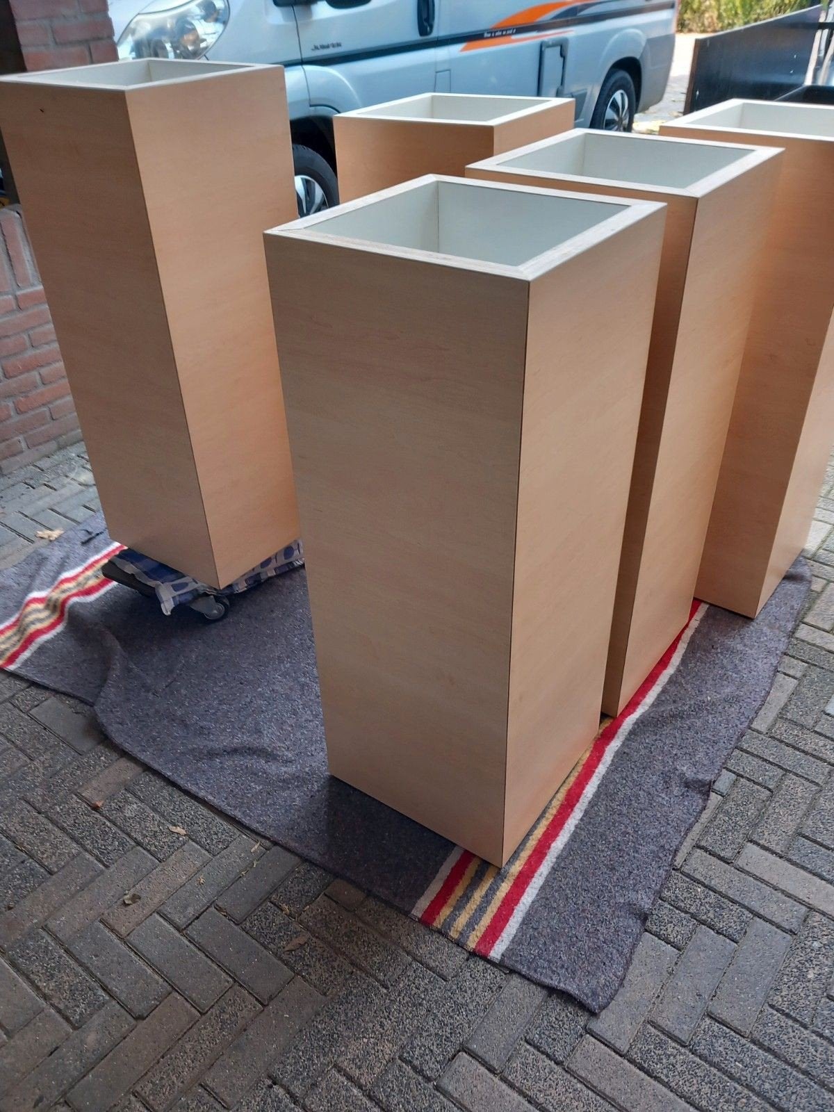 Sokkels zuilen, Ophalen