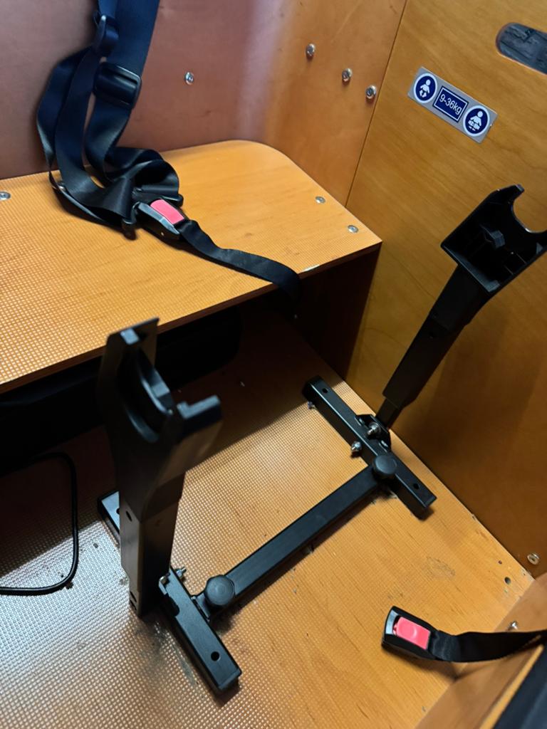 Steco maxicosi houder voor bakfiets, Kinderen en Baby's, Autostoeltjes, Overige merken, Overige methoden, Ophalen of Verzenden