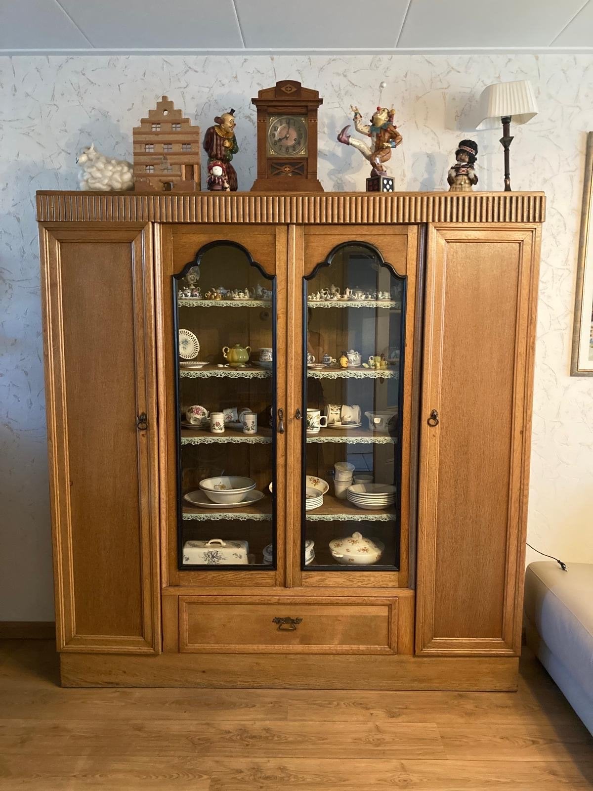Eikenhouten vitrinekast jaren '20-'30 - 180x189x38 cm, Ophalen
