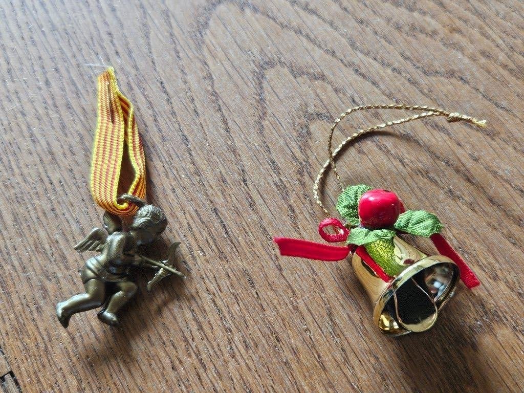 Kerst belletje en cupido, Diversen, Kerst, Ophalen of Verzenden, Gebruikt