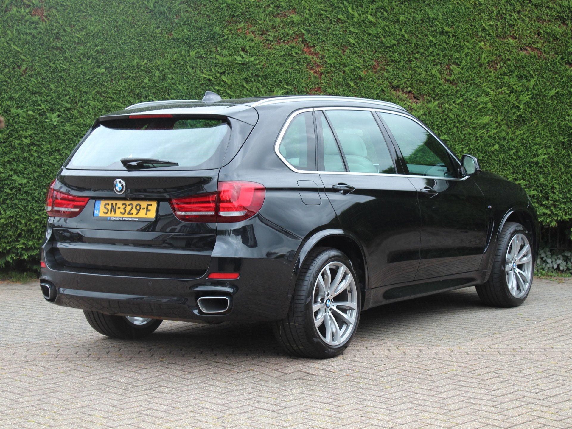 BMW X5 xDrive35i High Executive M Sport | Trekhaak | Panoram, Auto's, Dealer onderhouden, 2005 kg, Gebruikt, Zwart