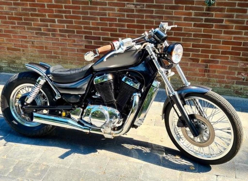 Suzuki Intruder VS750GL Chopper-Bouwjaar 1988, 20200miles, Particulier, Chopper
