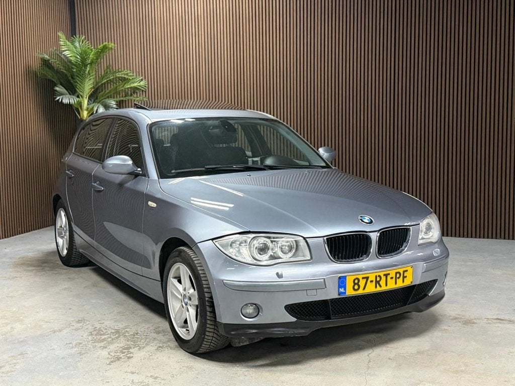 BMW 1-serie 118i High nieuw ketting (bj 2005, automaat), 4 cilinders, 129 pk, Blauw, Origineel Nederlands
