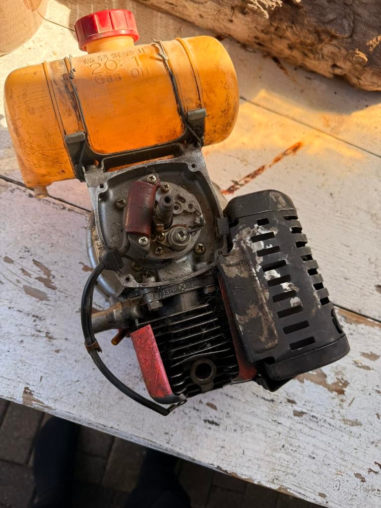 Bosmaaier g4c moter, Ophalen, Gebruikt, Benzine