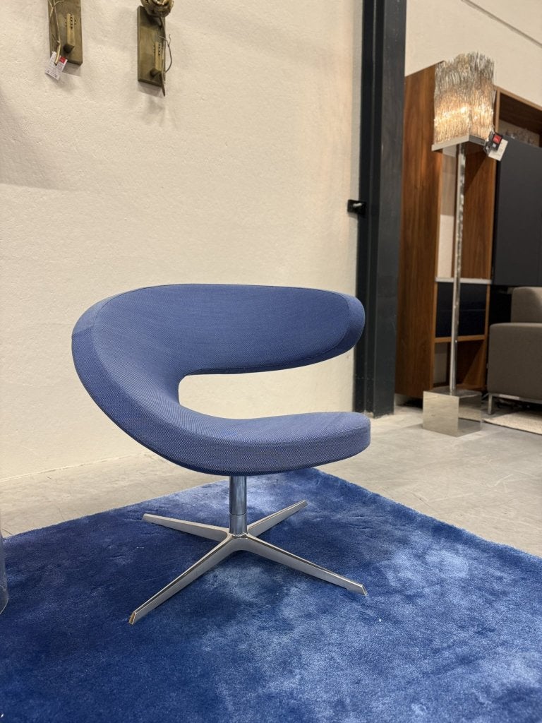 Als nieuw Variër Peel Club draai fauteuil blauw stof Stoel, Huis en Inrichting, 75 tot 100 cm, Ophalen of Verzenden, Zo goed als nieuw