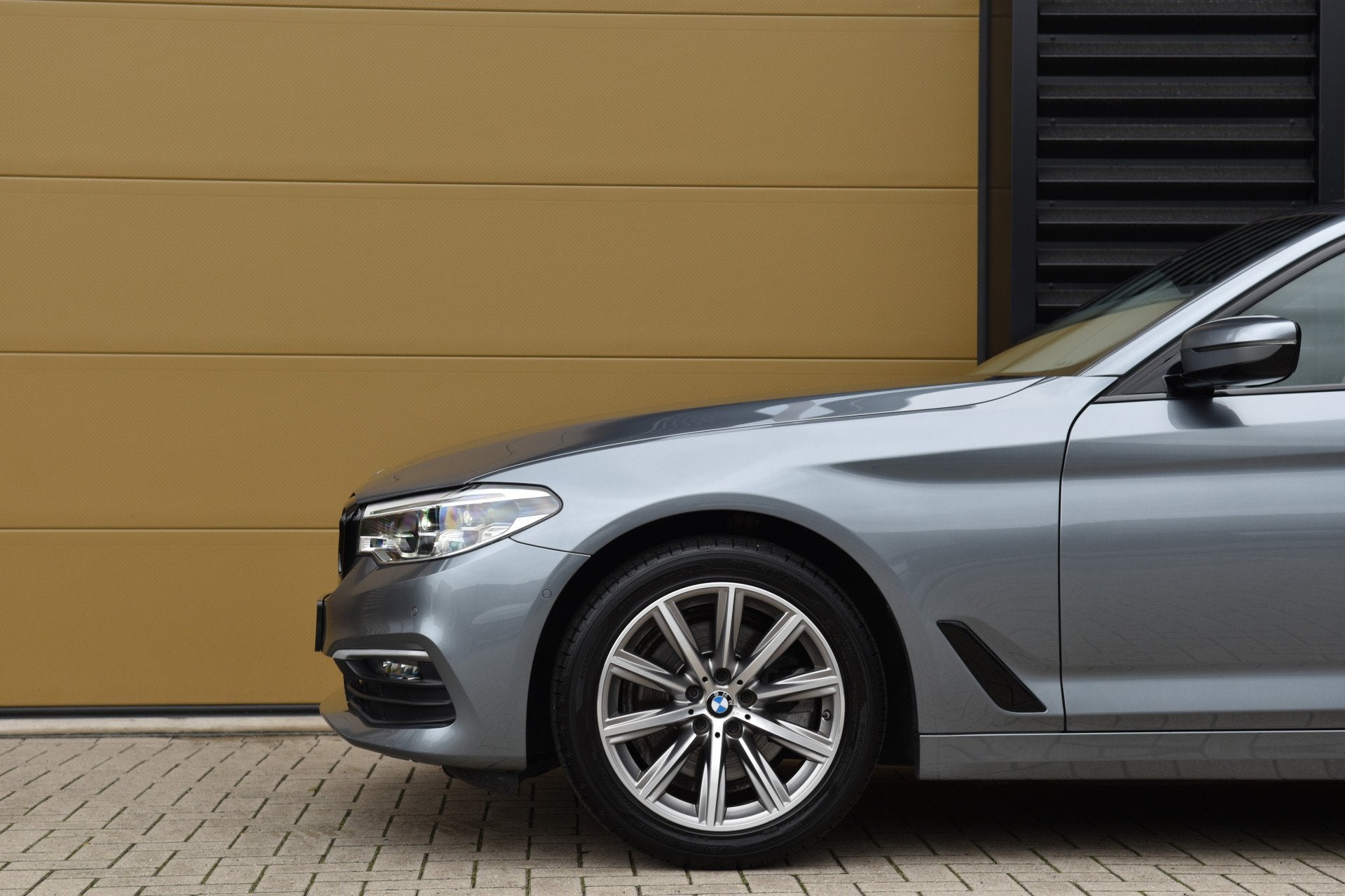 Foto 7 van BMW 5 Serie Touring 520i High Executive Edition * Comfortsto