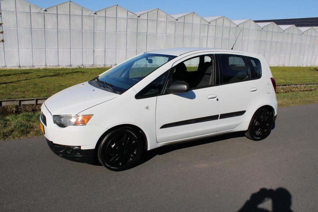 Mitsubishi Colt 1.1 Edition One 5 Drs met Airco, Gebruikt, Origineel Nederlands, Bedrijf, Handgeschakeld