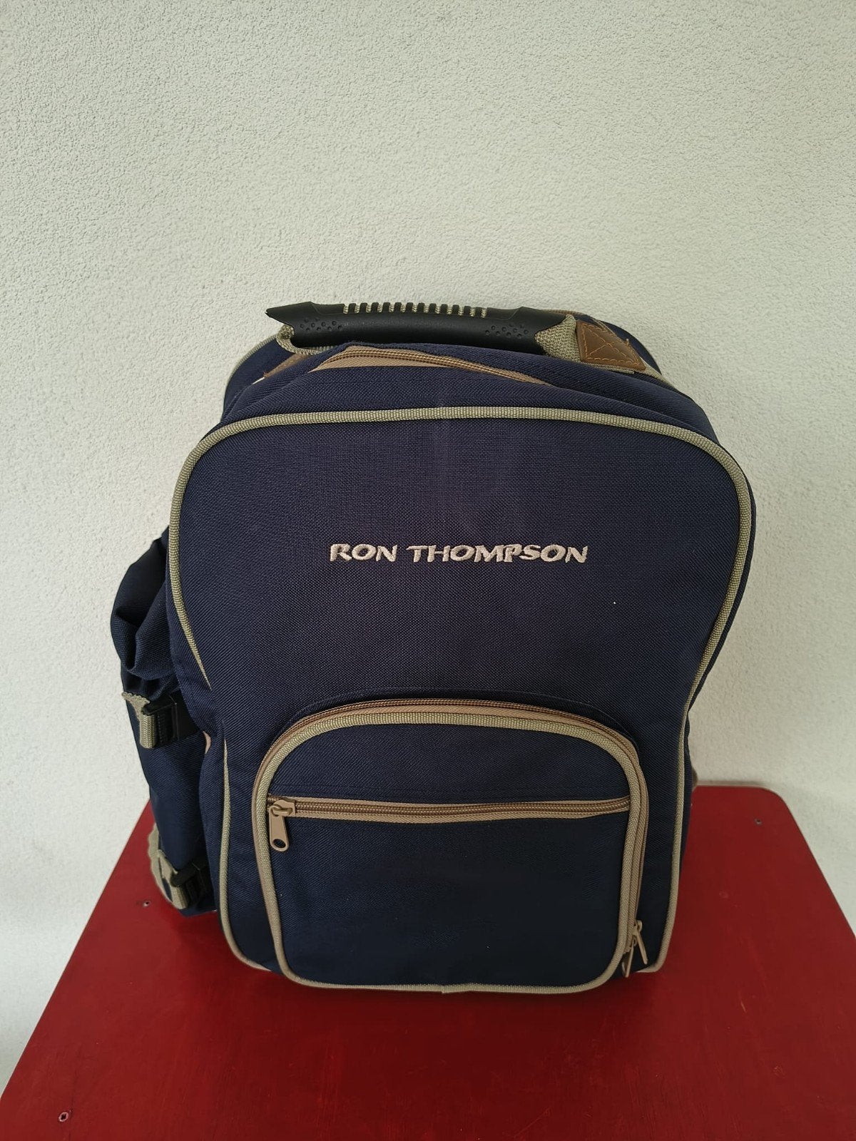 Rugtas, koeltas, picknick tas. Ton Thompson., Ophalen of Verzenden, Zo goed als nieuw