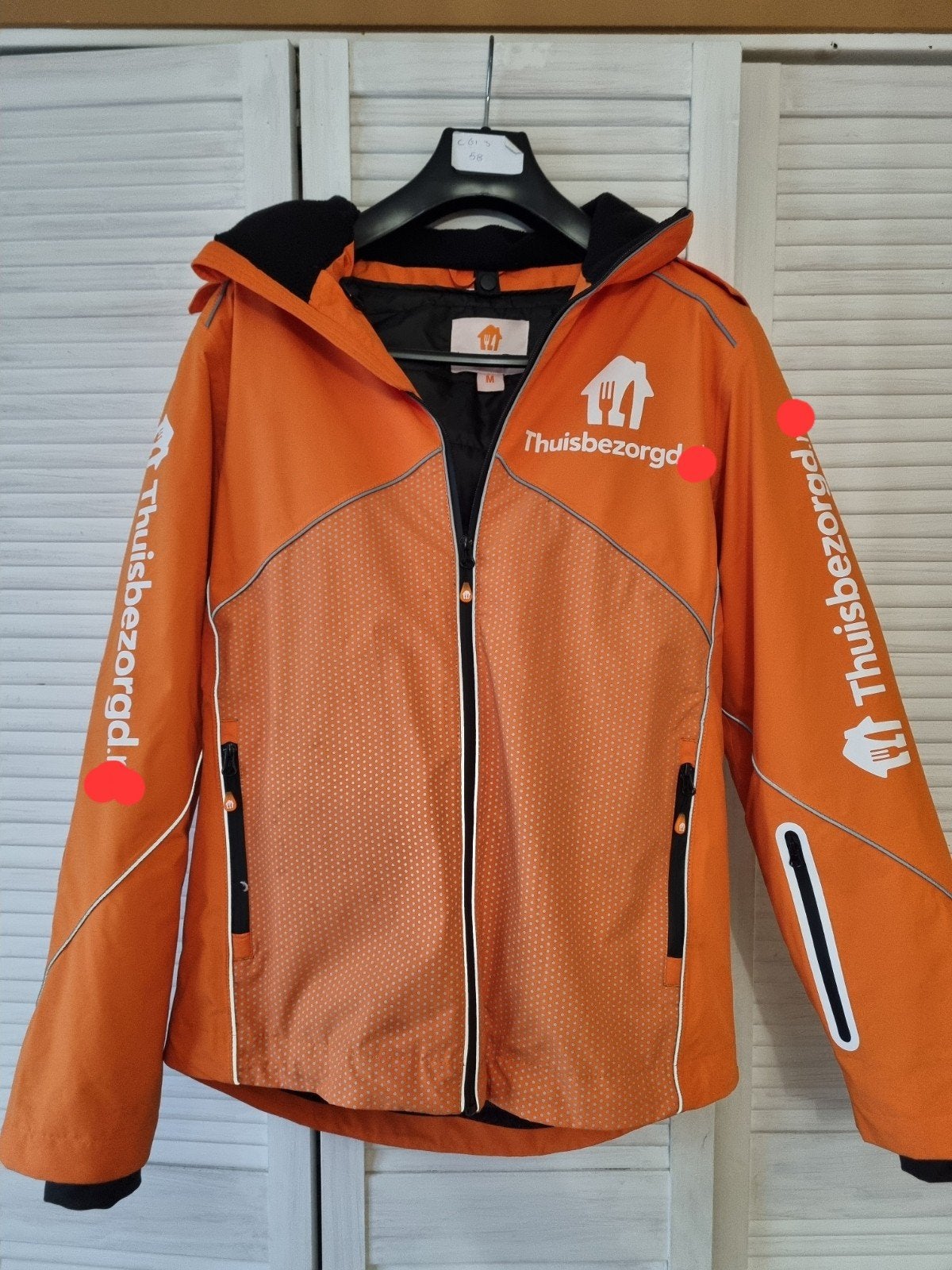 Thuisbezorgd jas - Maat M, Ophalen, Gedragen, Oranje