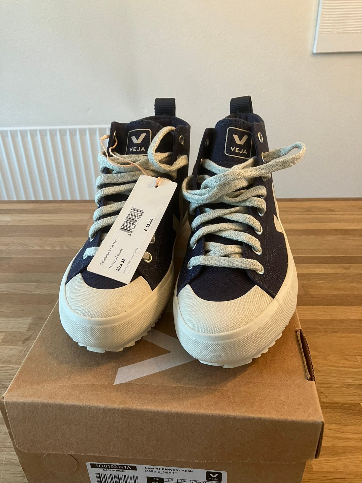Veja sneakers Marine-Pierre (maat 38) met originele doos, Kleding | Dames, Schoenen, Blauw, Nieuw, Ophalen of Verzenden, Sneakers of Gympen