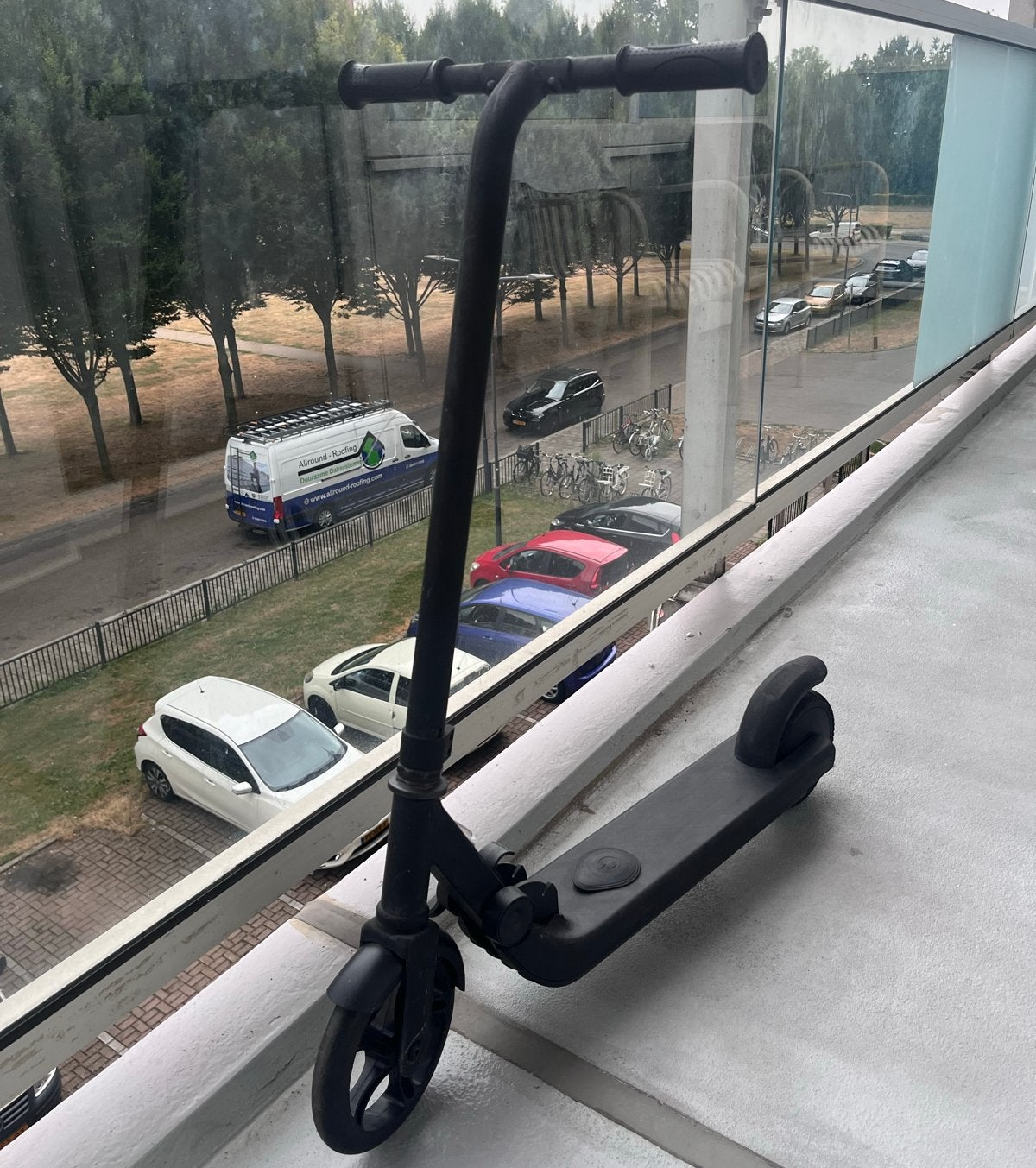 Gebruikte elektrische scooter met oplader, Ophalen, Gebruikt, Elektrische step (E-scooter)