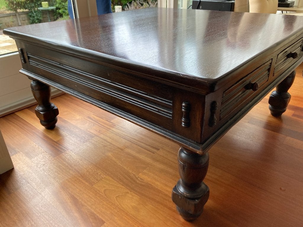 eiken antiek finish salontafel met 4 laden 1mtr*1mtr, Ophalen, Gebruikt, 100 tot 150 cm, Vierkant