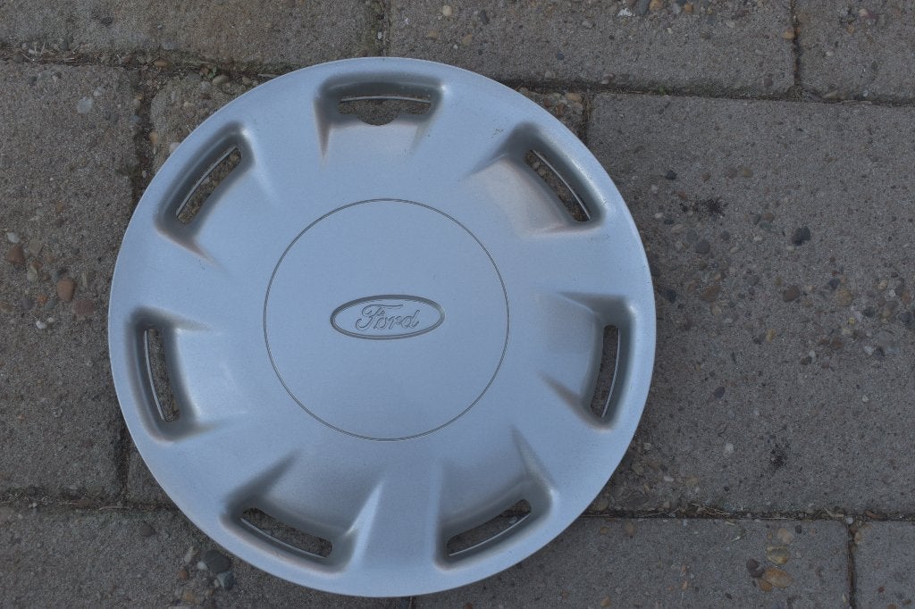 1 losse originele wieldop Ford Escort 13 inch, Ophalen of Verzenden, Gebruikt