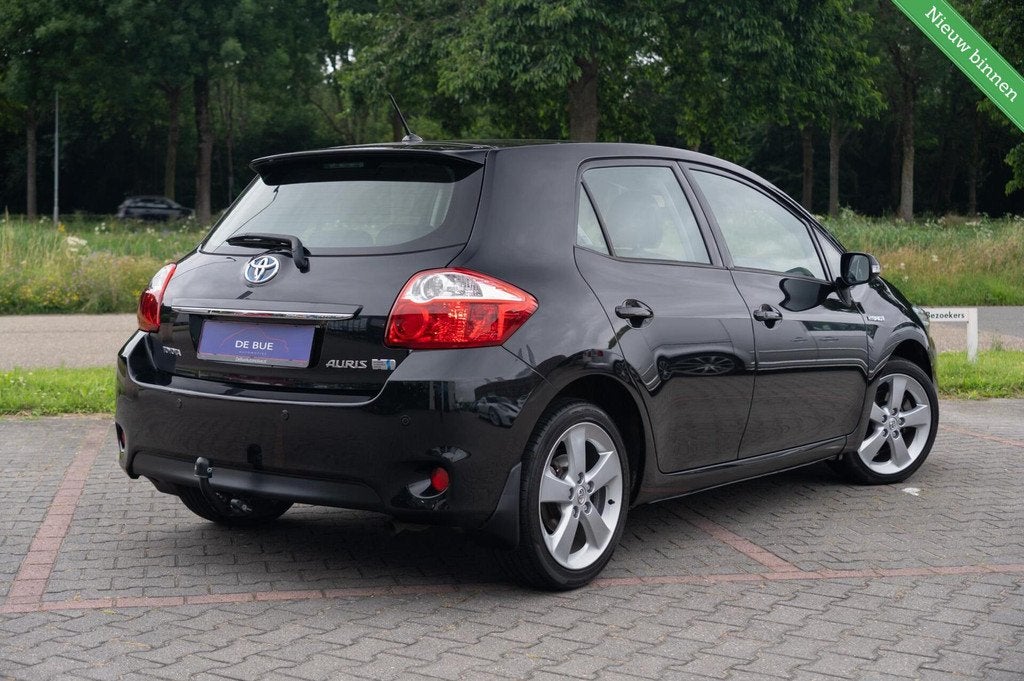 Toyota Auris 1.8 Full Hybrid Executive|Automaat|Org NL NAP|T, Auto's, Toyota, Euro 5, 136 pk, Gebruikt, Zwart
