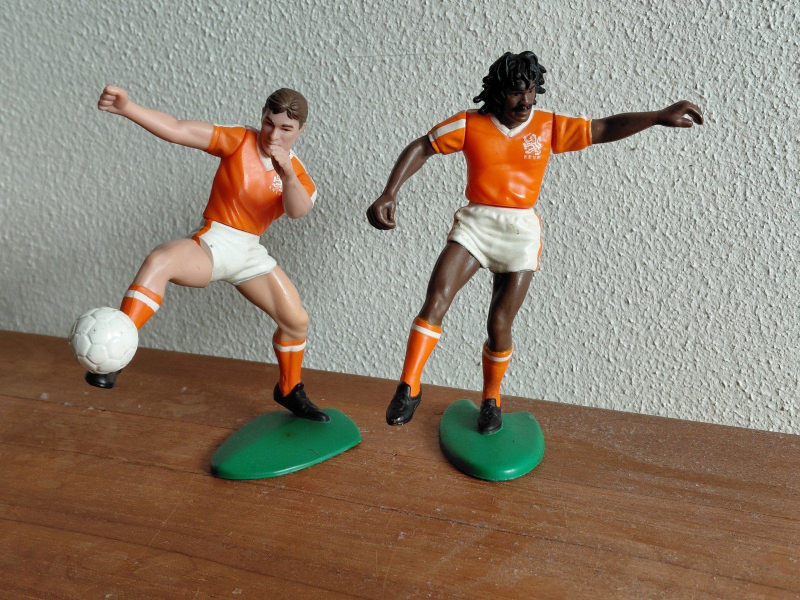 Tonka Corp 1989 CE Voetbalbeeldjes Van Basten & Gullit, Ophalen of Verzenden