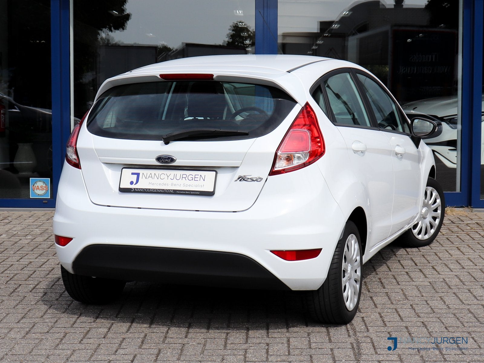 Foto 2 van Ford Fiesta 1.0 Style | Essential | Airco | Navi | Bluetooth