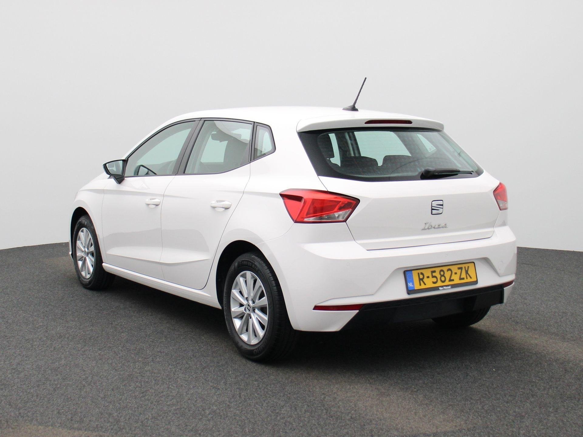 SEAT Ibiza 1.0 EcoTSI Style |APPLE CARPLAY - ANDROID AUTO |, Auto's, Voorwielaandrijving, 12 maanden, Stof, 95 pk