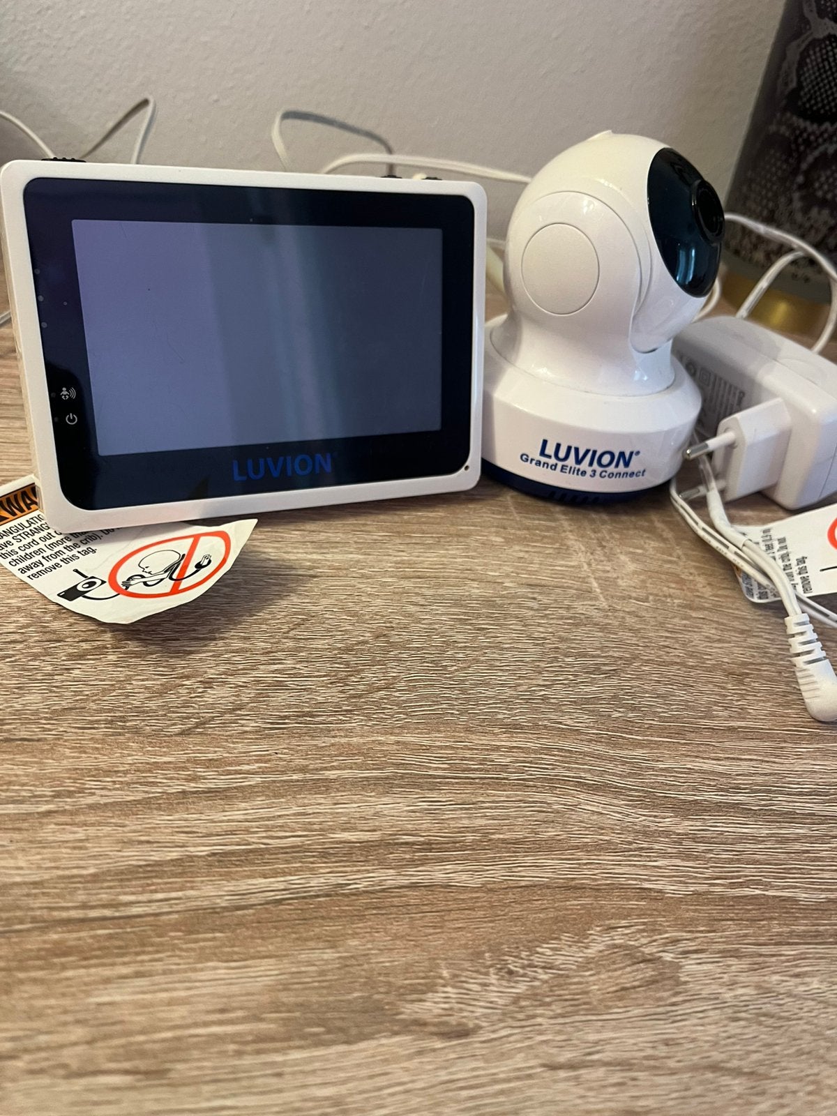 Luvion Grand Elite 3 Connect babyfoon met camera & monitor, Ophalen, Zo goed als nieuw, 250 meter of meer, Terugspreekfunctie