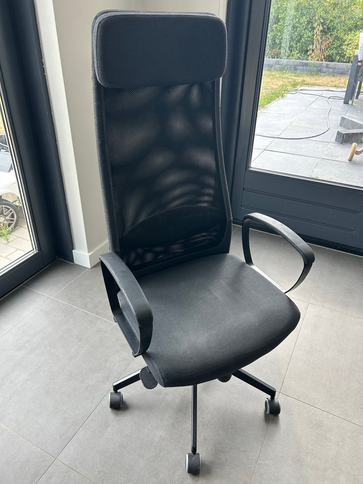 Ikea markus bureaustoel gebruikt, Huis en Inrichting, Bureaustoelen, Ophalen, Gebruikt, Zwart, Bureaustoel