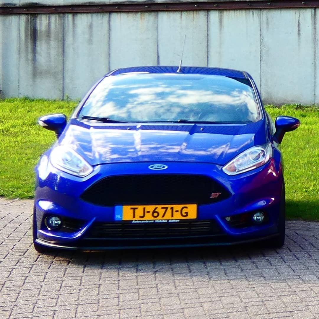 Ford Fiësta 1.6 Ecoboost 134KW/182PK 3D 2015 Blauw, Voorwielaandrijving, 1063 kg, Sportstoelen, 4 cilinders