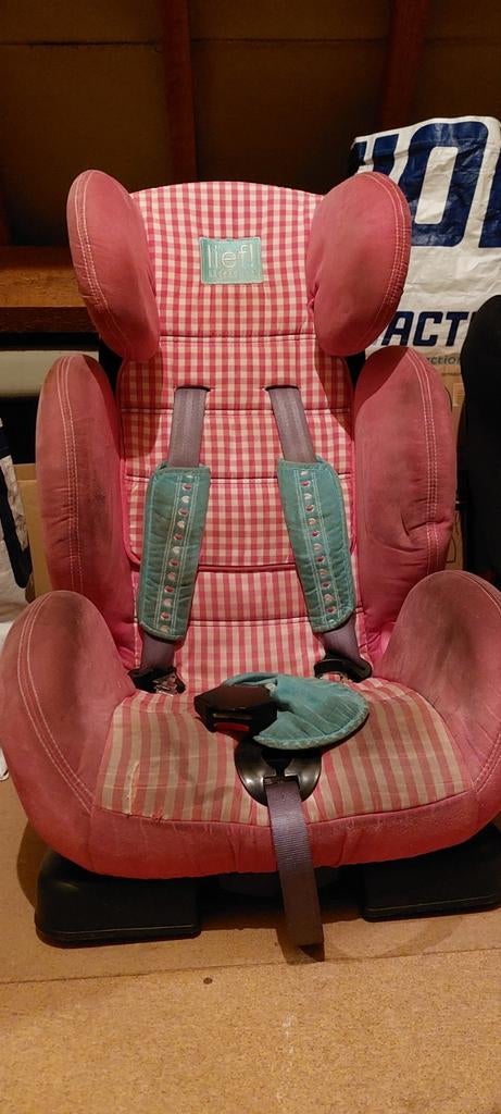 Merk lief Kinderautostoel rood geruit - Gebruikt, Overige merken, 9 t/m 36 kg, Gebruikt, Autogordel