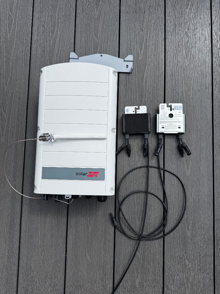SolarEdge omvormer + 20 optimizers (6 kW, 3-fase), Doe-het-zelf en Verbouw, Zonnepanelen en Toebehoren, Ophalen, Zo goed als nieuw